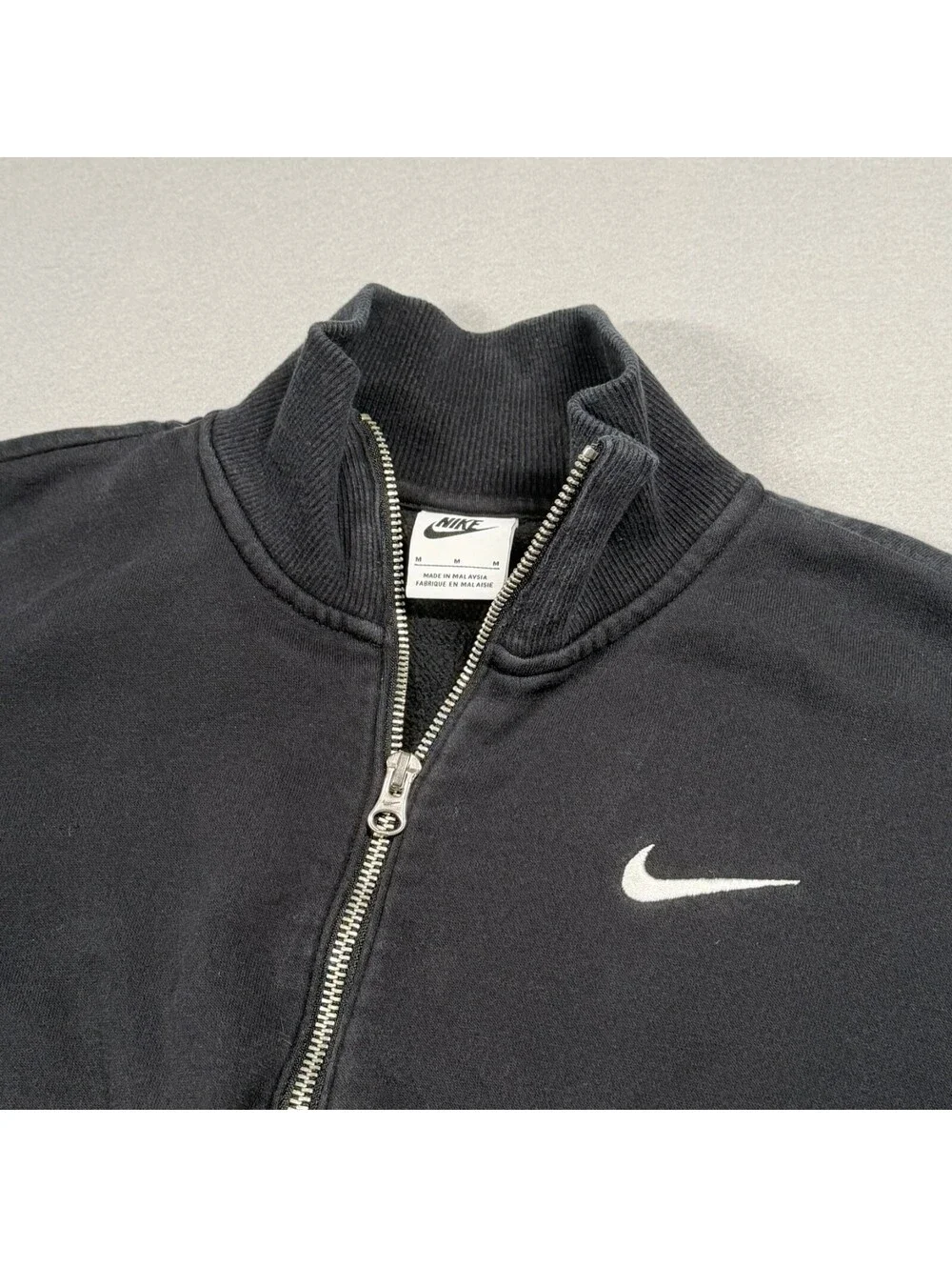 Nike Women's Black Cropped Quarter Zip Fleece Sweatshirt Size M Embroidered